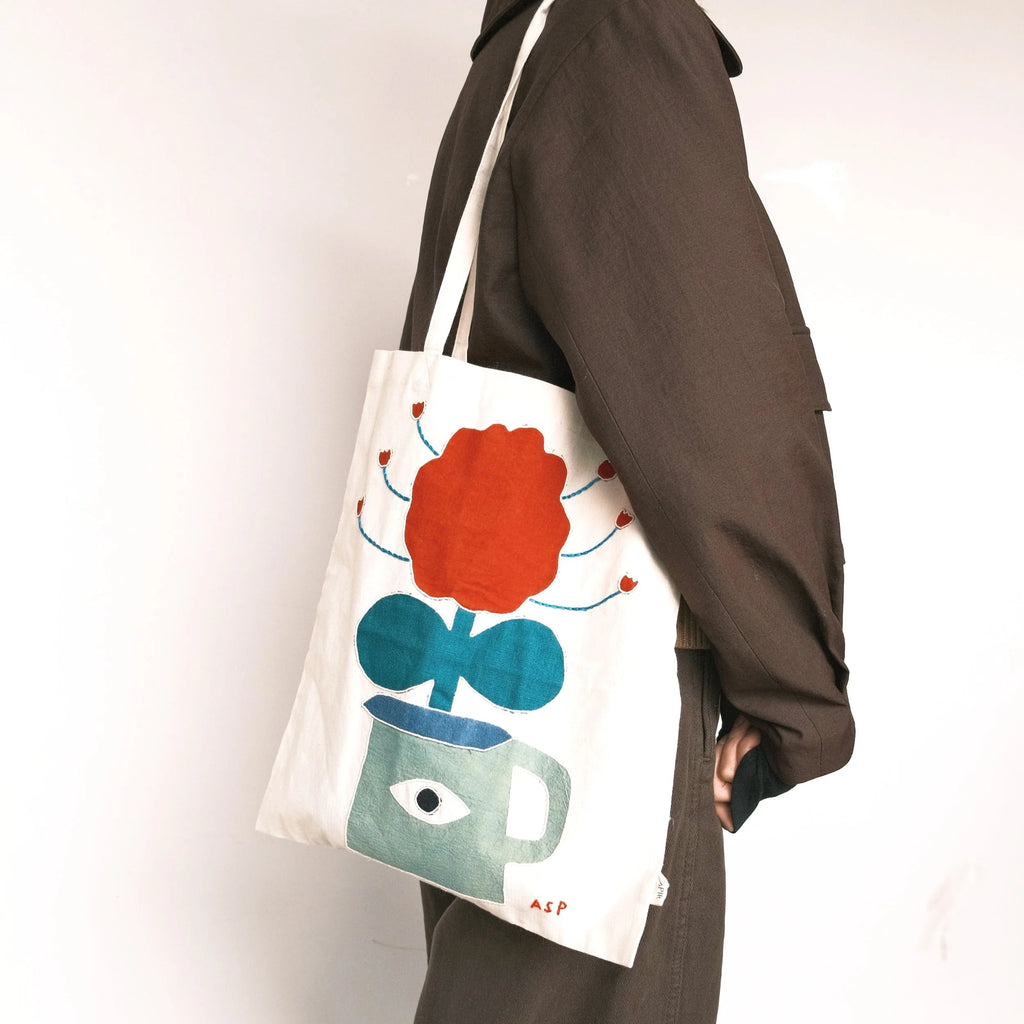 Big Eye Flower Tote Bag