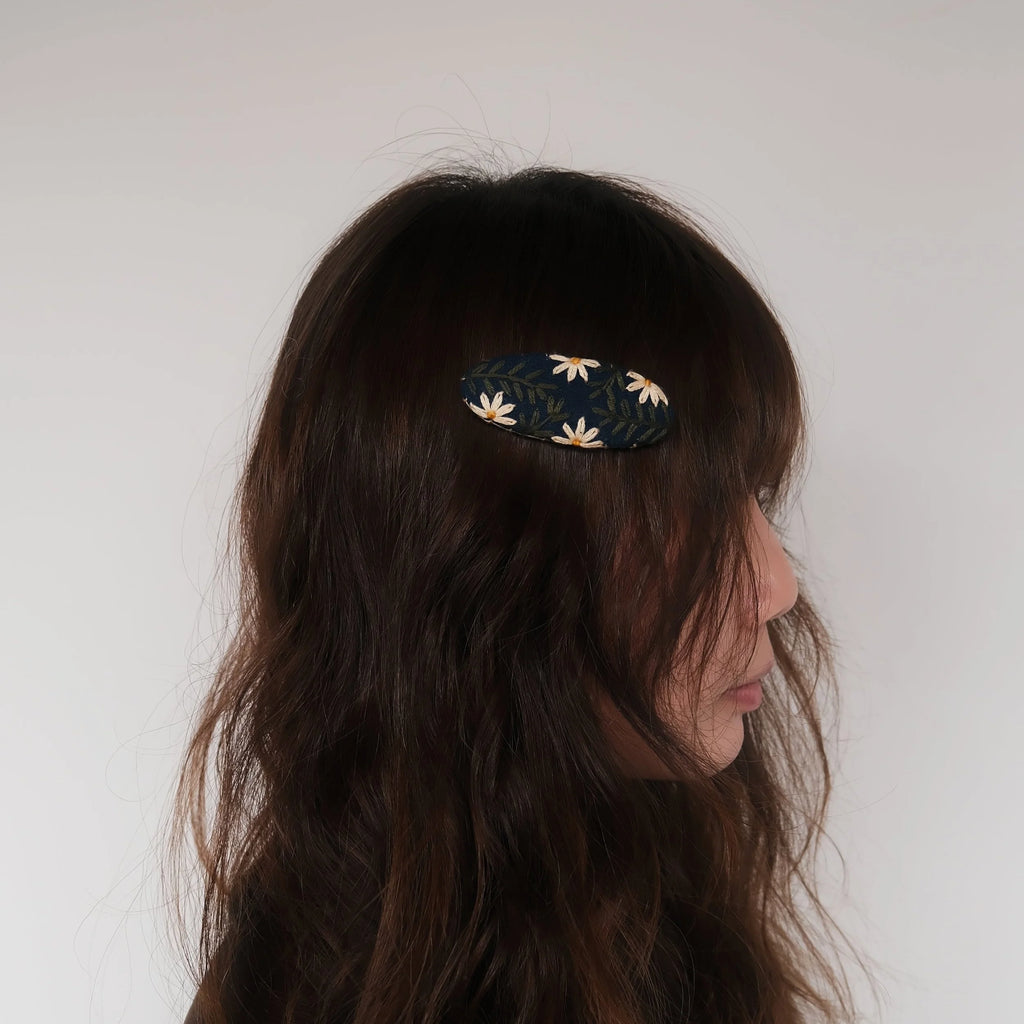 Hand-Sewn Floral Pattern Hair Clip